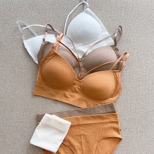 ست نیم تنه شورت هارنس دار وارداتیUn245 فروشگاه برایاشاپ