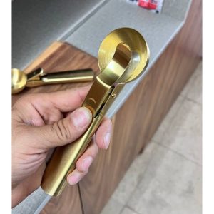اسکوپ بستنی شاسی دار استیل طلایی ice7 فروشگاه برایاشاپ
